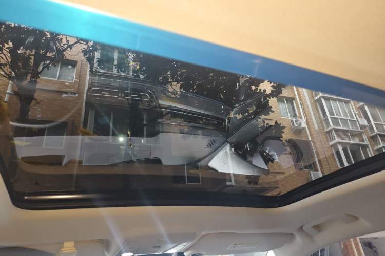 Used Hongqi HS5 2023 2.0T Four-Wheel Drive Flagship Pro Edition
