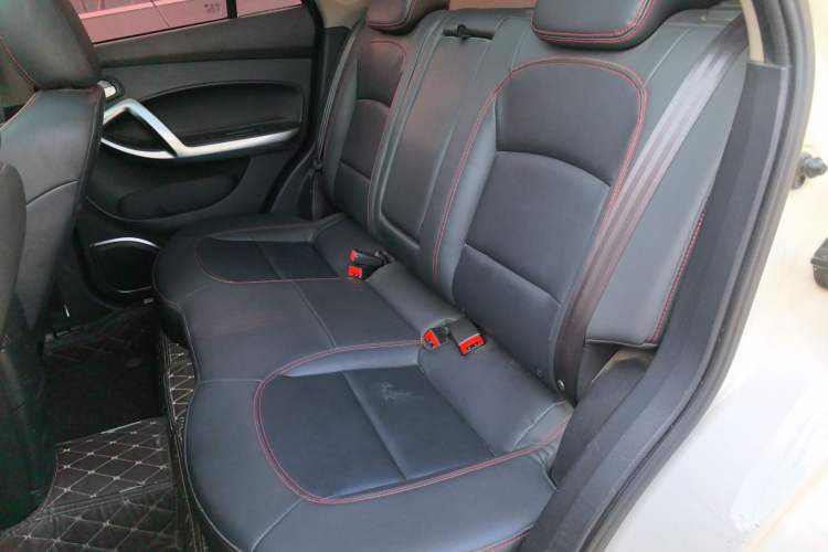 Used Haima S5 2018 1.5T CVT Flagship Model Left Rear Seat