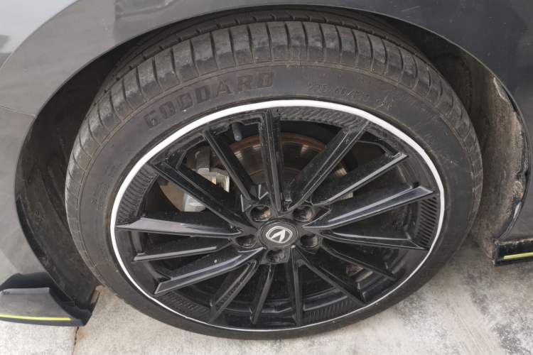 Used CHANGAN UNI-V 2022 1.5T Sport Edition
