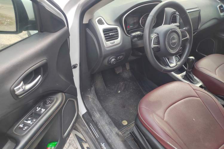 Used Jeep Compass 2017 200T Automatic Enjoyment Edition