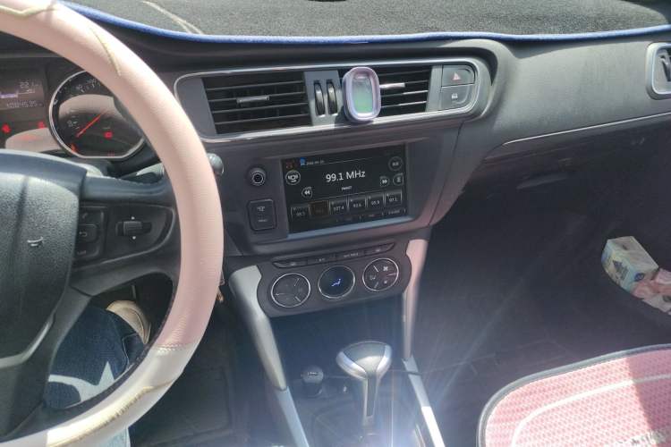 Used Citroen C3-XR 2015 1.6L Automatic Pioneer Model
