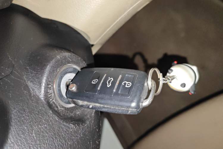 Used Toyota Highlander 2011 2.7L Two-Wheel Drive 5-Seater Elite Edition
