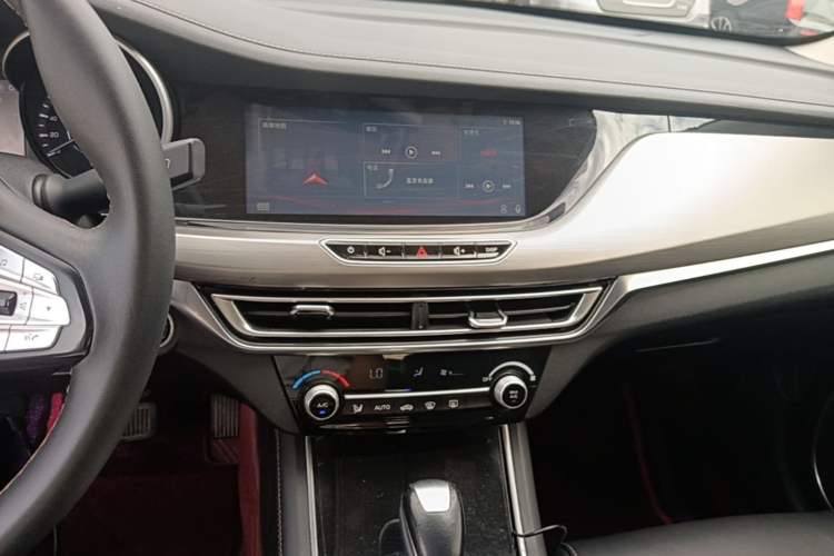 Used CHANGAN Eado 2019 High-Energy Edition 1.6L GDI Automatic Pioneer Model China VI Standard
