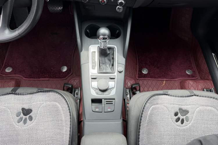 Used Audi A3 2019 Limousine 35 TFSI Ambition China V Gear Lever