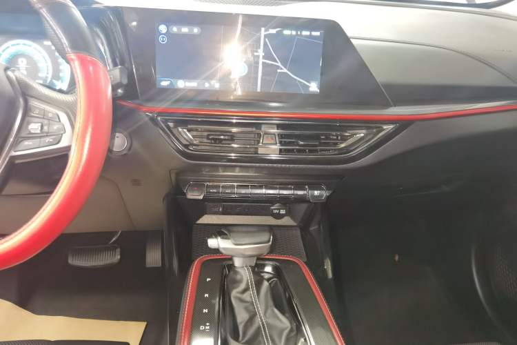 Used CHANGAN OSHAN X5 2021 1.5T DCT Flagship Edition Audio And AC Panel