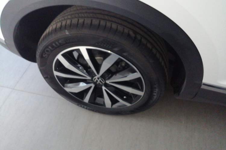 Used Volkswagen T-ROC 2024 280TSI DSG Two-Wheel-Drive Time Edition