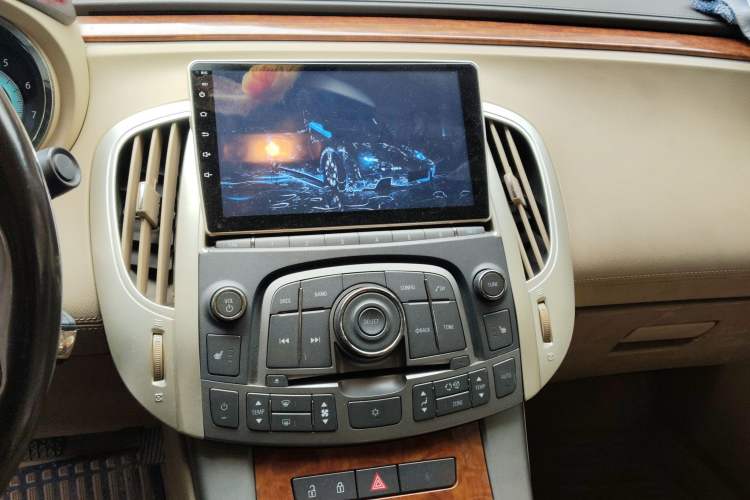 Used Buick LaCrosse 2012 2.4L SIDI Elegant Edition Audio And AC Panel