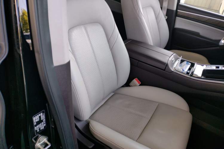 Used GAC Trumpchi M8 2021 Lingxiu Series 390T Deluxe Edition Right Front Seat