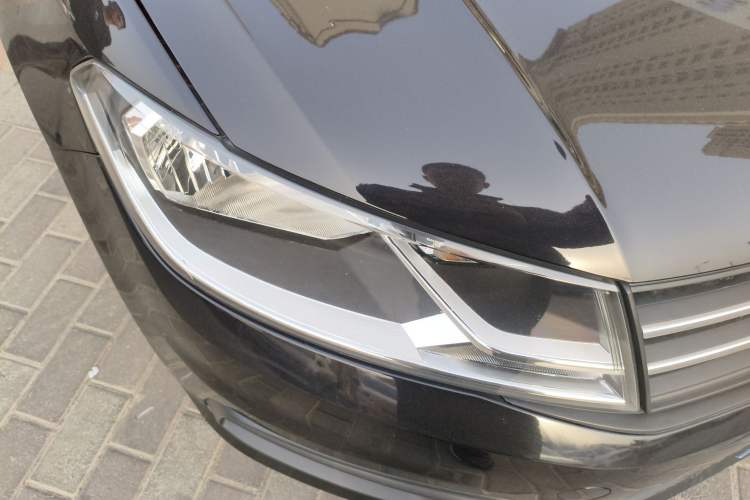 Used Volkswagen Santana 2016 1.4L Manual Fashion Edition Right Front Headlight
