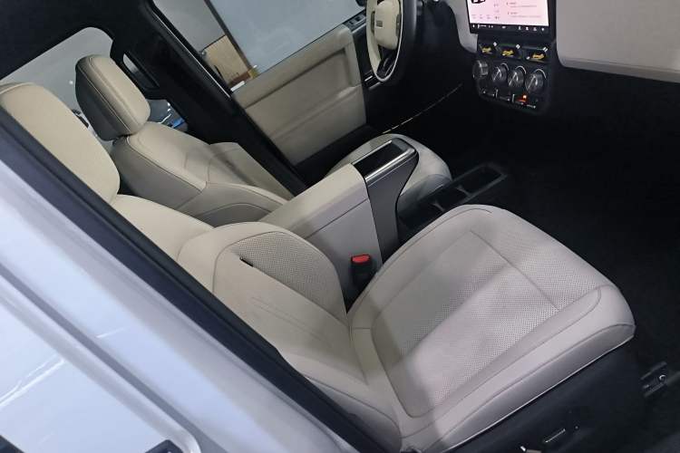 Used iCAR V23 2025 501 Four-Wheel Drive Intelligent Driving Version