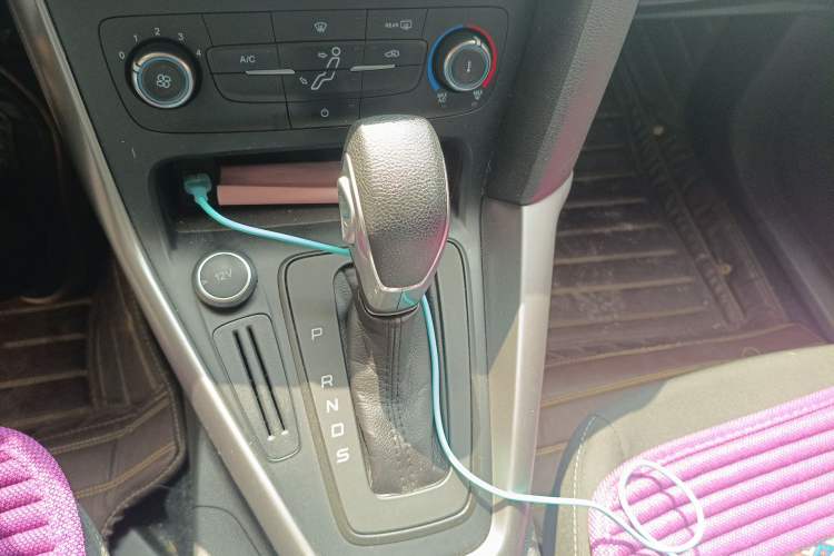 Used Ford Focus 2017 Hatchback 1.6L Automatic Comfort Plus SmartDrive Edition
