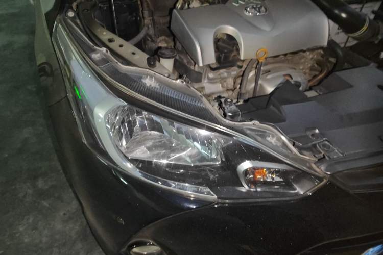 Used Toyota YARiS L Zhi Xuan 2019 1.5G CVT Xuan Dong Sunroof Version China VI Standard Right Front Headlight