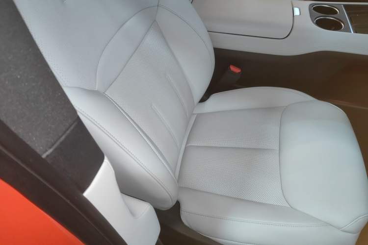 Used XPeng G6 2023 580 Long-Range Max Right Front Seat