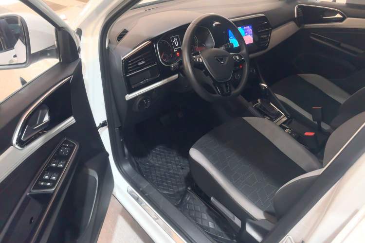 Used Jetta VS7 2023 280TSI Automatic Trend Edition
