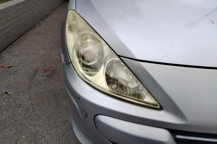 Used Peugeot 307 2009 Hatchback 1.6L Automatic Elite Edition Right Front Headlight