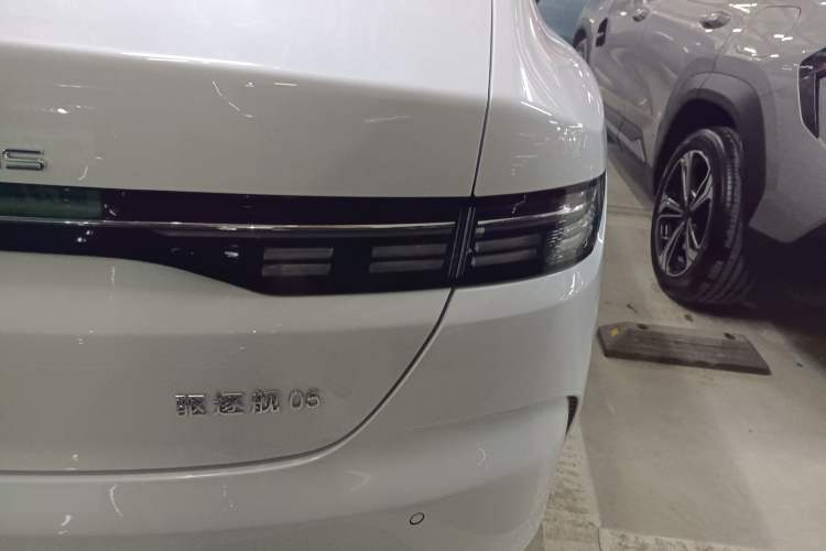 Used BYD Destroyer 05 2024 Honor Edition DM-i 120KM Luxury Model
