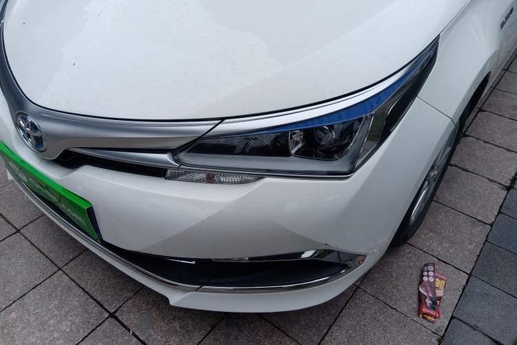 Used Toyota Corolla 2016 Dual-Engine 1.8L E-CVT Pioneer Edition