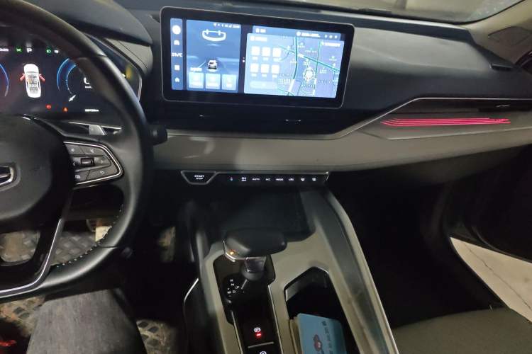 Used Geely Auto Preface 2023 2.0TD Prestige Version Audio And AC Panel