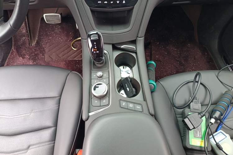 Used Cadillac XT5 2022 2.0T Four-Wheel Drive Platinum Edition