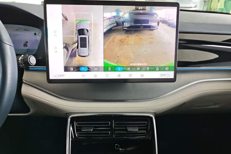 Used BYD Tang New Energy 2022 EV 730KM Luxury Model
