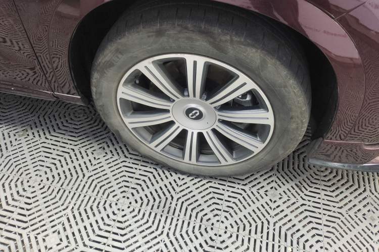 Used Hima AITO M7 2024 1.5T Rear-Drive Plus Version 5 Seats
