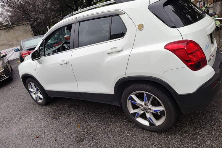 Used Chevrolet Trax 2014 1.4T Automatic Two-Wheel Drive Luxury Model Left Side