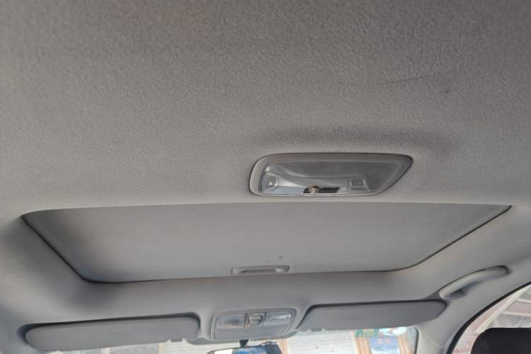 Used Hyundai Celesta 2011 1.6L Manual Comfort Edition
