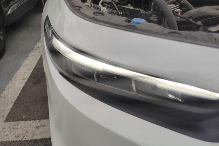 Used Honda Inspire 2023 260TURBO Deluxe Edition Right Front Headlight