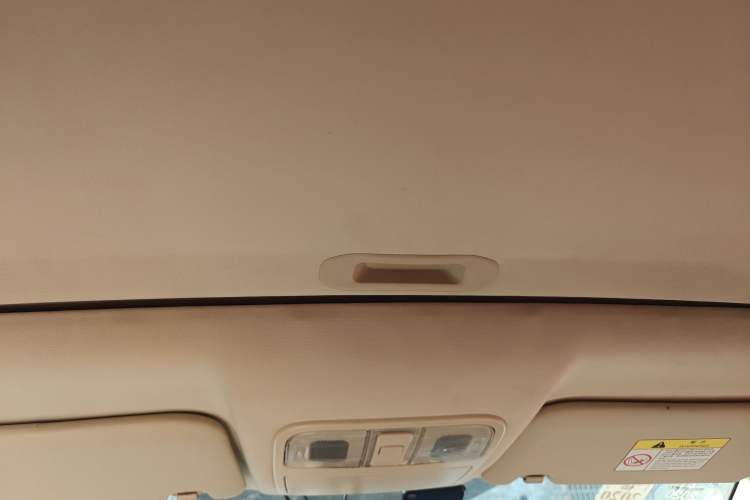 Used Changan Alsvin V7 2015 1.6L Manual Enjoyment Model China IV Standard