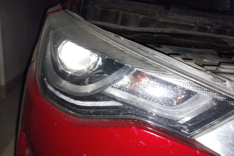 Used JAC Group Refine S3 2017 1.6L CVT Luxury Smart Model
