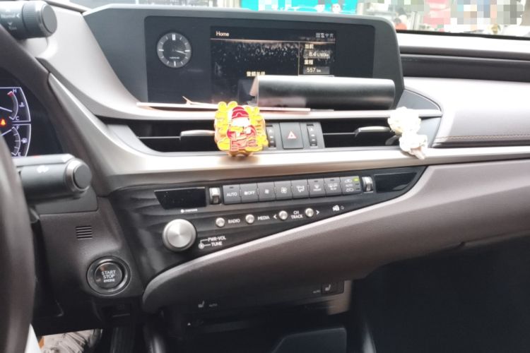 Used Lexus ES 2020 200 Excellence Edition
