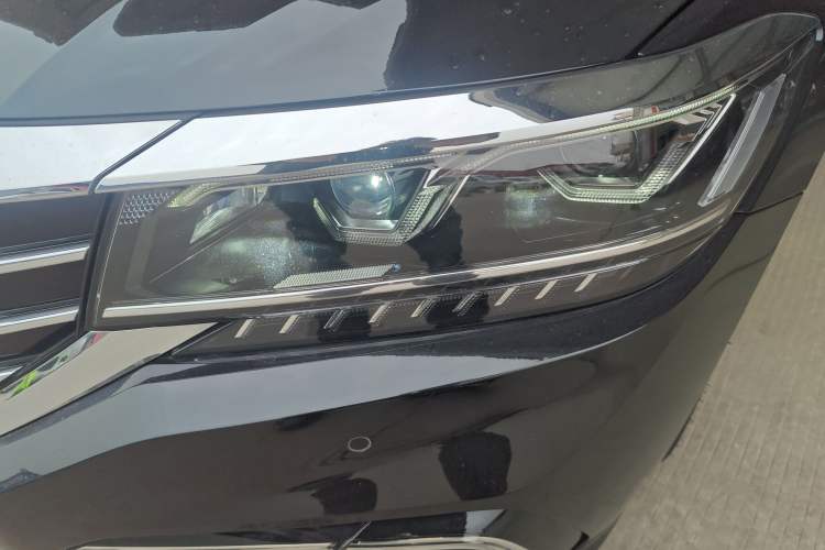 Used Volkswagen Passat 2021 330TSI Luxury Edition Left Front Headlight