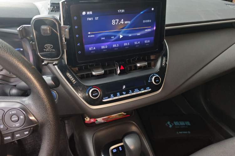 Used Toyota Levin 2019 Dual-Engine 1.8H E-CVT Luxury Edition China VI Standard
