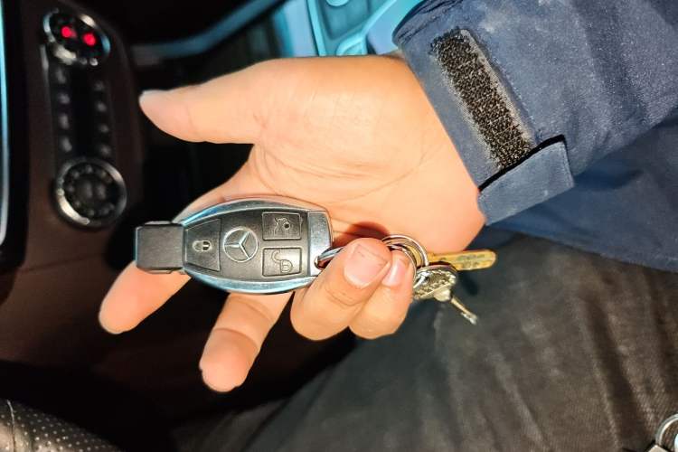 Used Mercedes-Benz GLS 2018 Refreshed GLS 400 4MATIC Dynamic Edition Vehicle Key