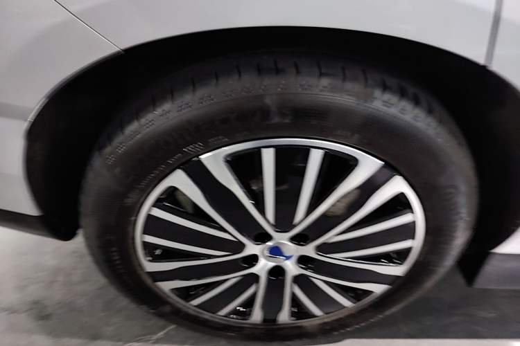 Used Denza N8L 2025 Model Zunrong Model