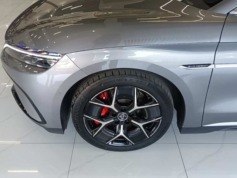 Used BYD Han 2022 EV Genesis Edition 715 km Front-Wheel-Drive Flagship Model — 22