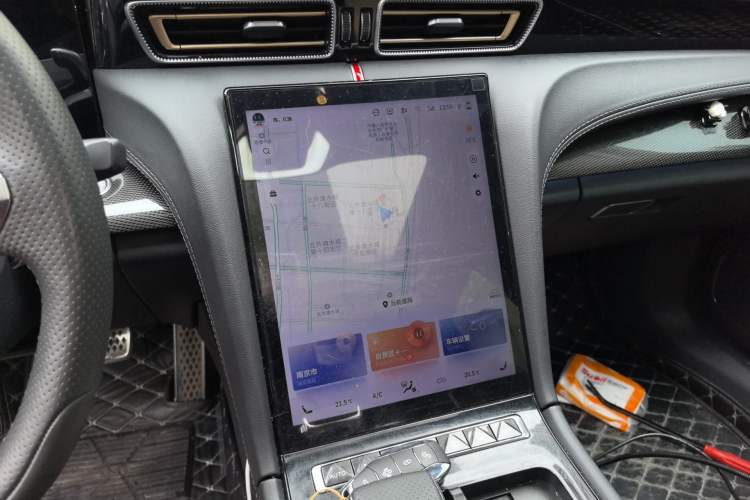 Used Hongqi H6 2023 2.0T ZhiShang Version Audio And AC Panel