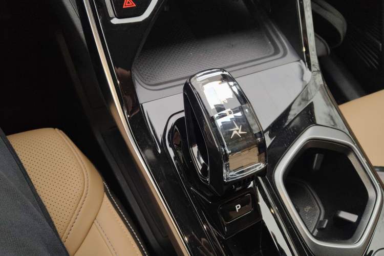 Used Geely Auto FX11 2023 1.5TD DCT Prestige Edition