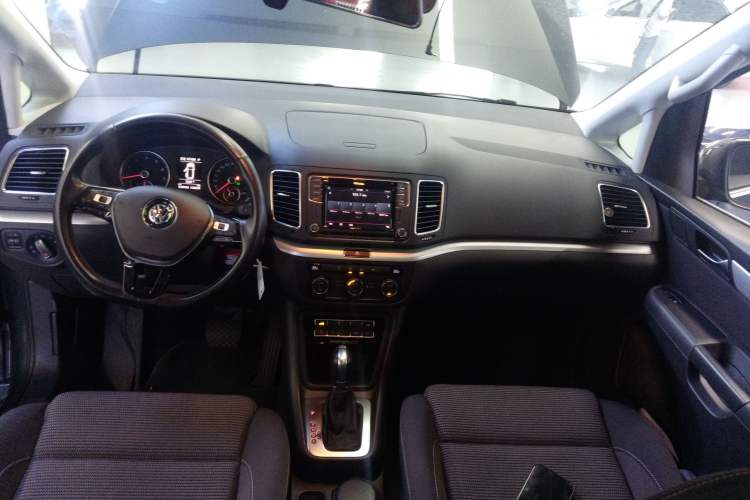 Used Volkswagen Sharan 2018 380TSI Comfort Edition 7-Seater
