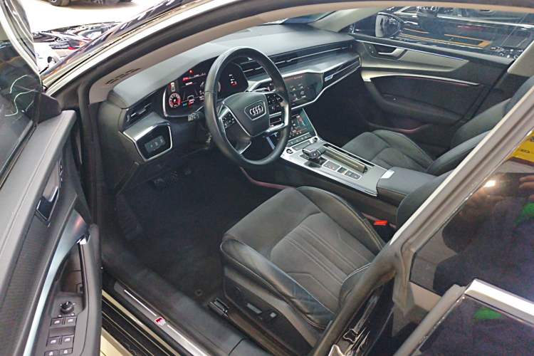 Used Audi A7L 2022 45 TFSI S-line Dream-Chasing Youth Edition
