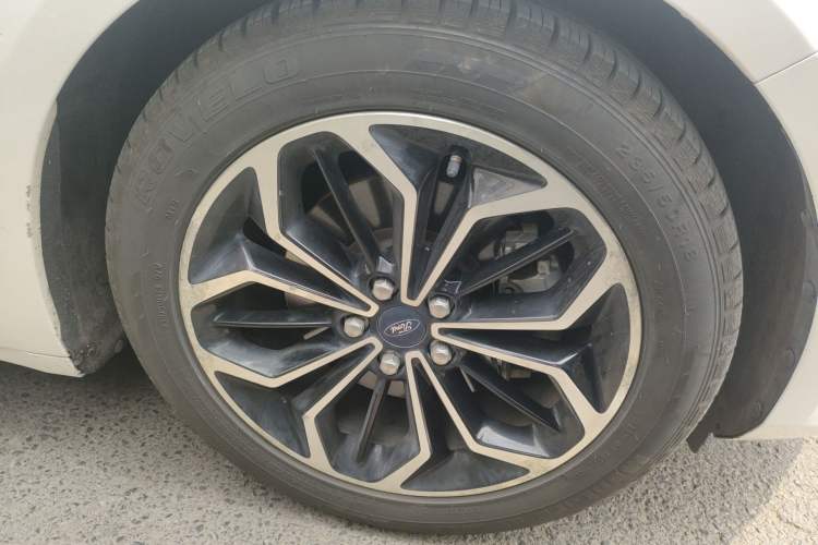 Used Ford Taurus 2017 EcoBoost 245 Luxury Model
