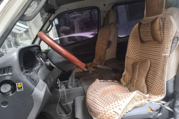 Used Jinbei Hiace 2014 2.0L 5th Generation Kuaiyunwang Business Version 4G19