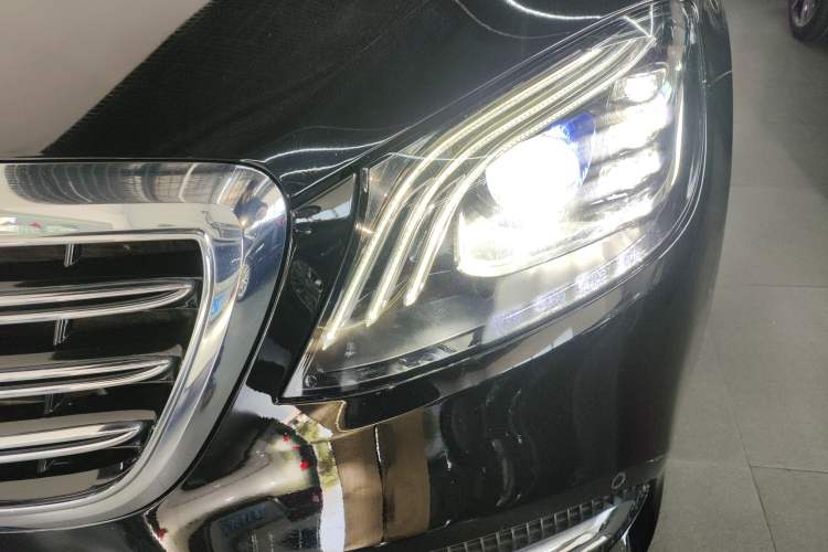 Used Mercedes-Benz S-Class 2018 S 320 L
