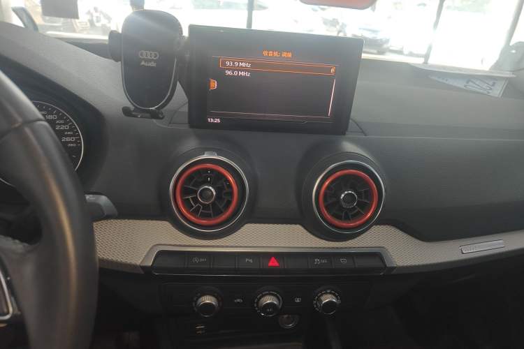 Used Audi Q2L 2020 35 TFSI Ambition Dynamic Edition