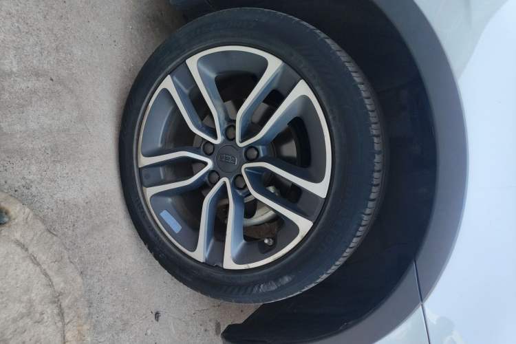 Used Geely Auto Vision S1 2019 Upgraded Model 1.5L Manual Elite Version
