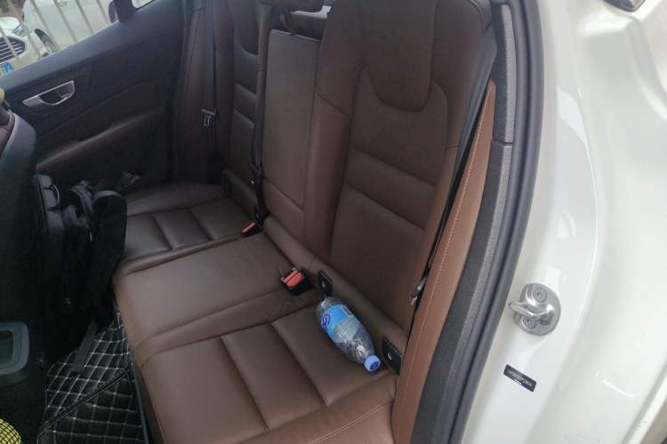 Used Volvo S60 2023 B4 Zhiyuan Luxury Edition