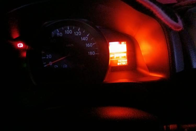 Used Nissan NV200 2013 1.6L Luxury Model China IV Standard