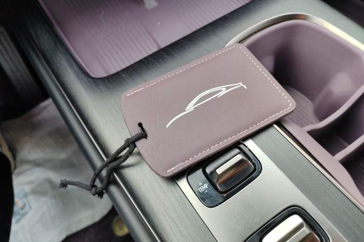 Used Xiaomi Auto SU7 2024 Rear-Drive Long-Range Intelligent Driving Version