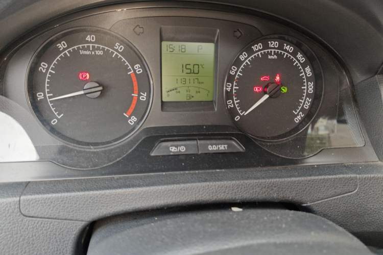 Used Skoda Rapid 2013 1.6L Automatic Smart Selection Model