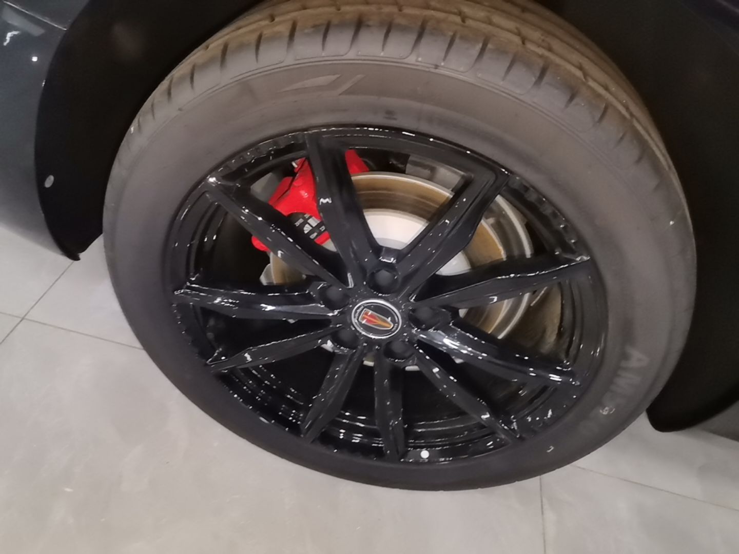 Hongqi H5 2025 Model 2.0T Automatic Xuan Ying 2 Million Units Commemorative Edition — снимка 11